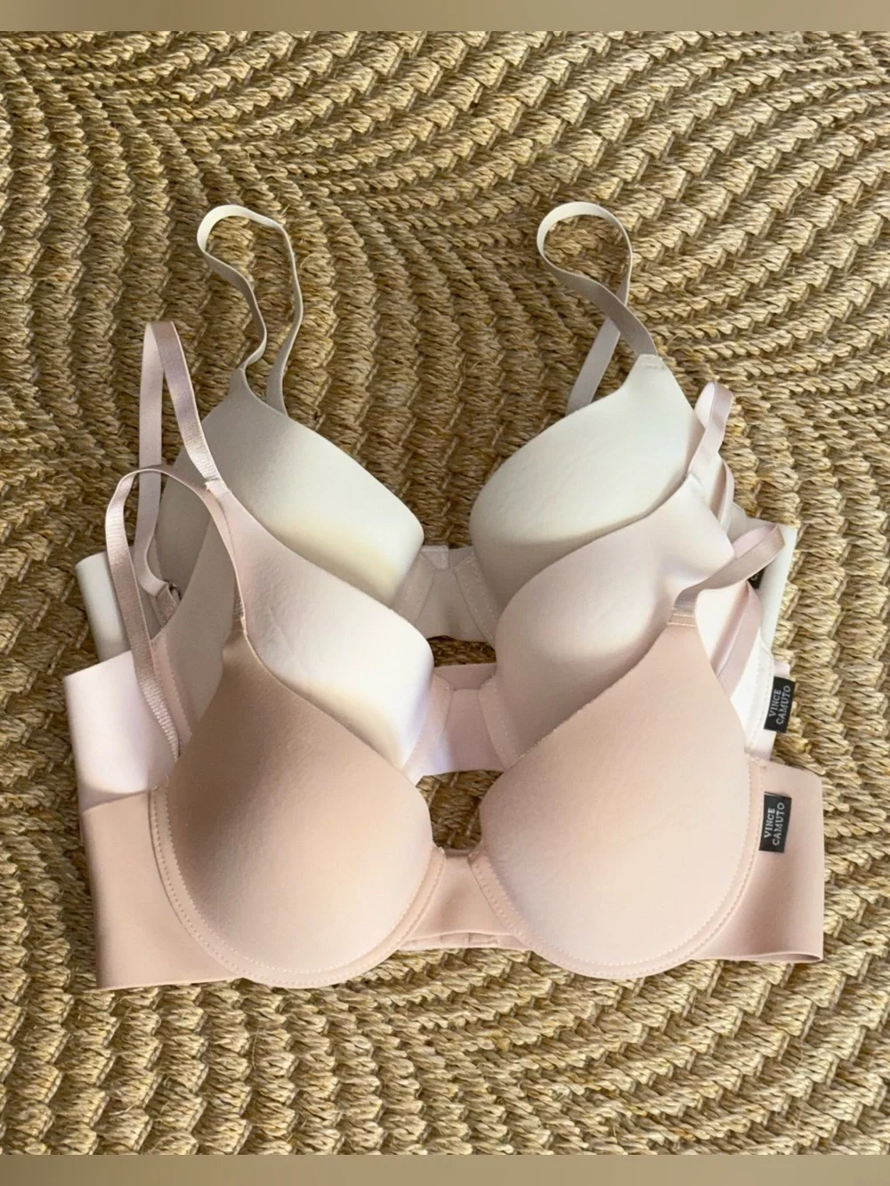 Vince Camuto 34b Everyday Smooth T-Shirt Bra Set of 3 Underwire Nude Pink Cream